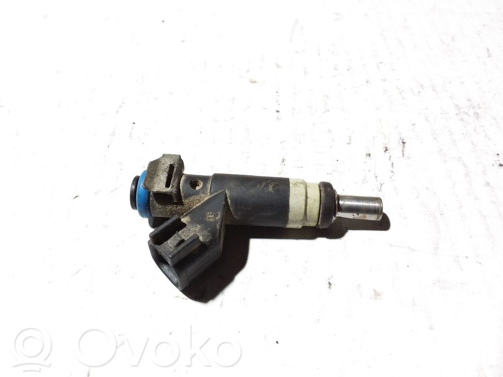 Dodge Caliber Fuel injector 