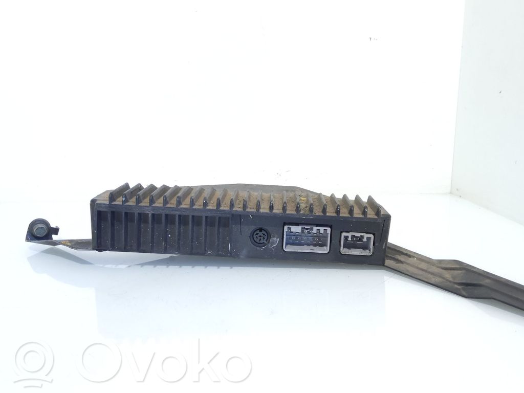 Volvo V70 Garso stiprintuvas 