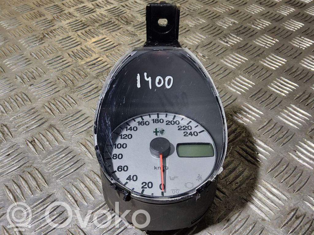 Alfa Romeo 156 Speedometer (instrument cluster) 