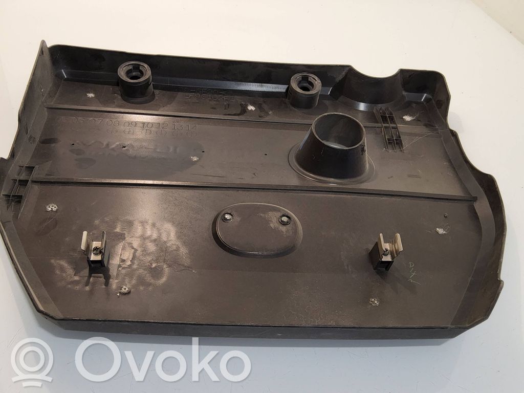 Mazda 6 Variklio dangtis (apdaila) 