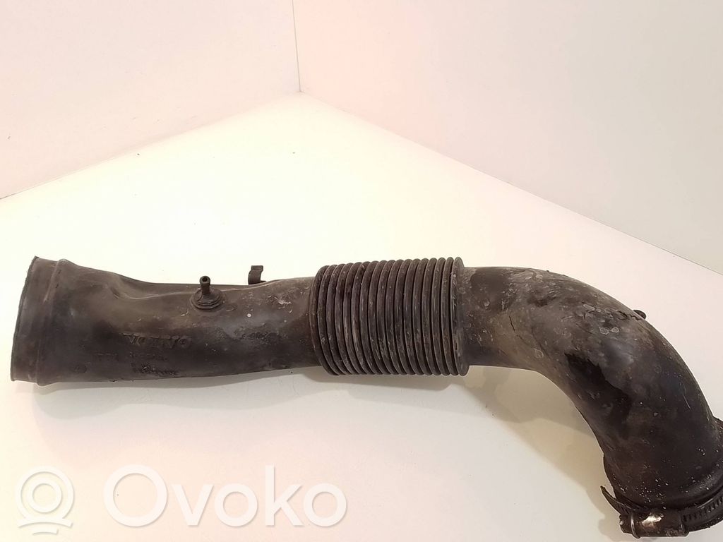 Volvo V70 Intercooler hose/pipe 
