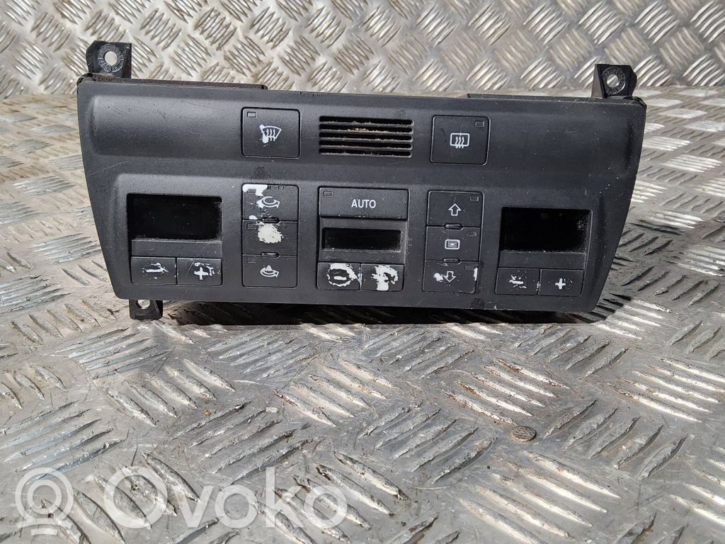 Audi A6 S6 C5 4B Climate control unit 