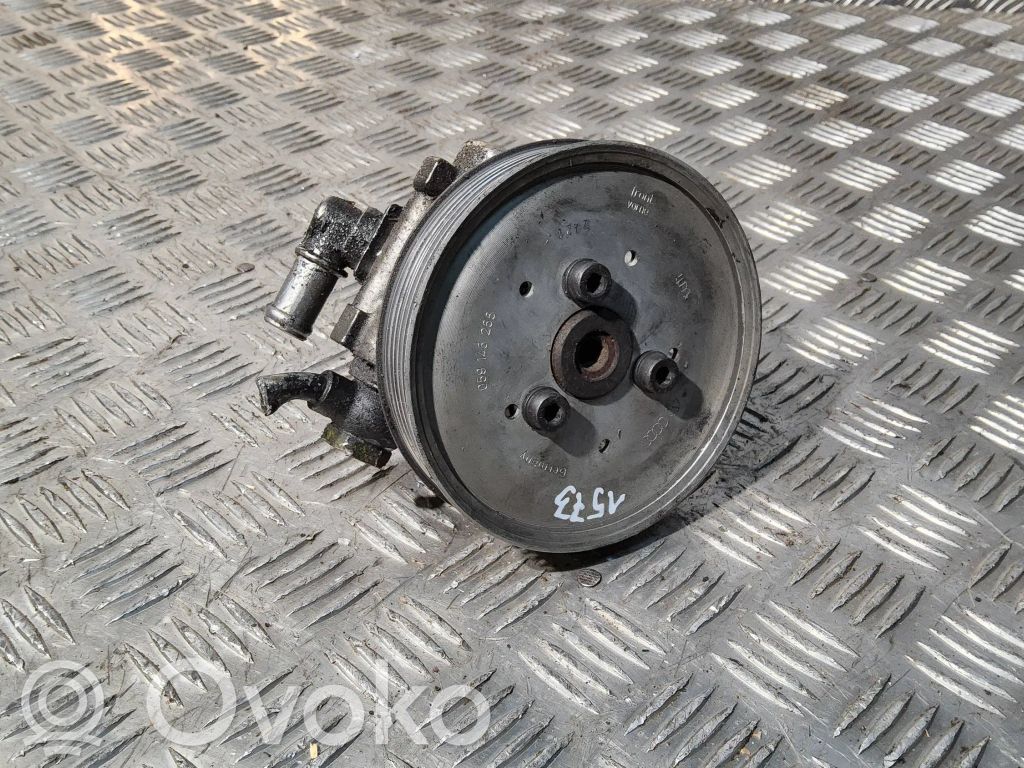 Audi A6 S6 C5 4B Ohjaustehostimen pumppu 
