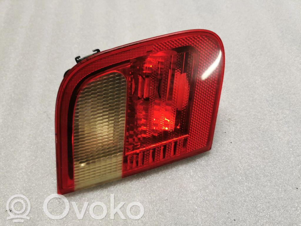 BMW 3 E46 Tailgate rear/tail lights 