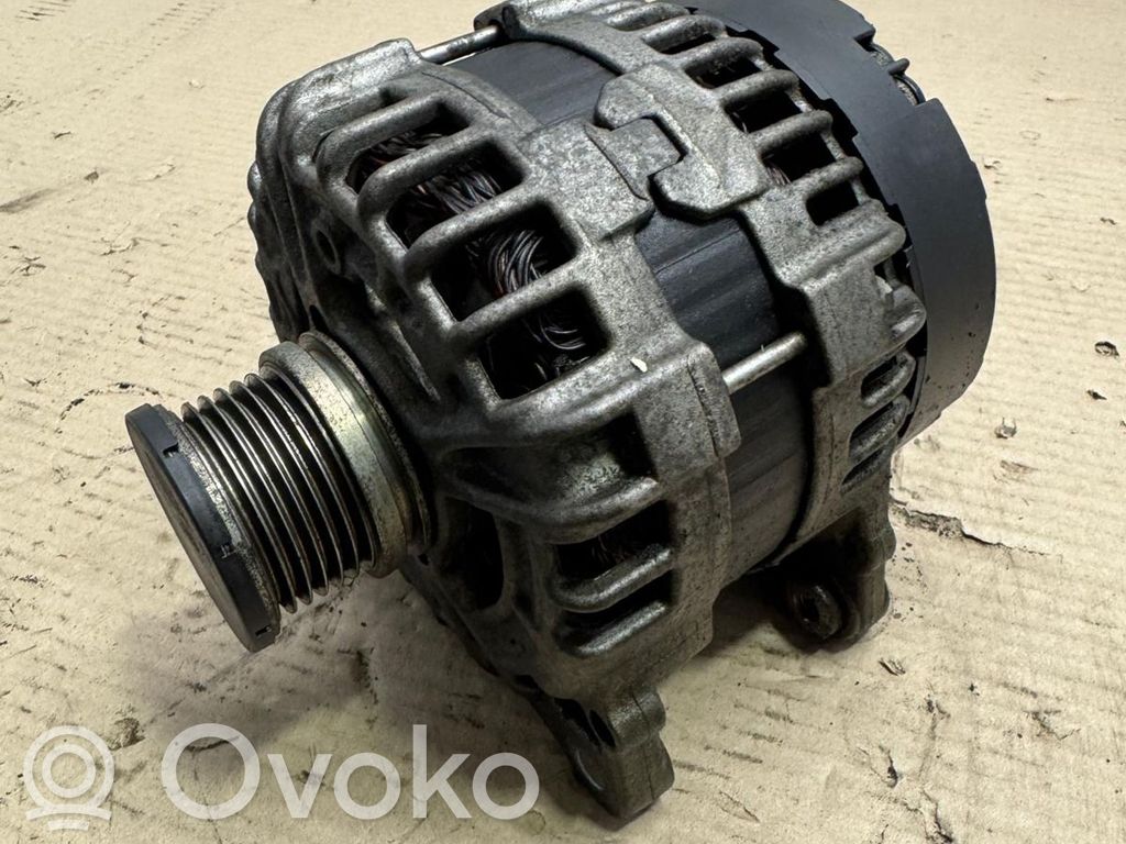 Audi A4 S4 B8 8K Generatorius 