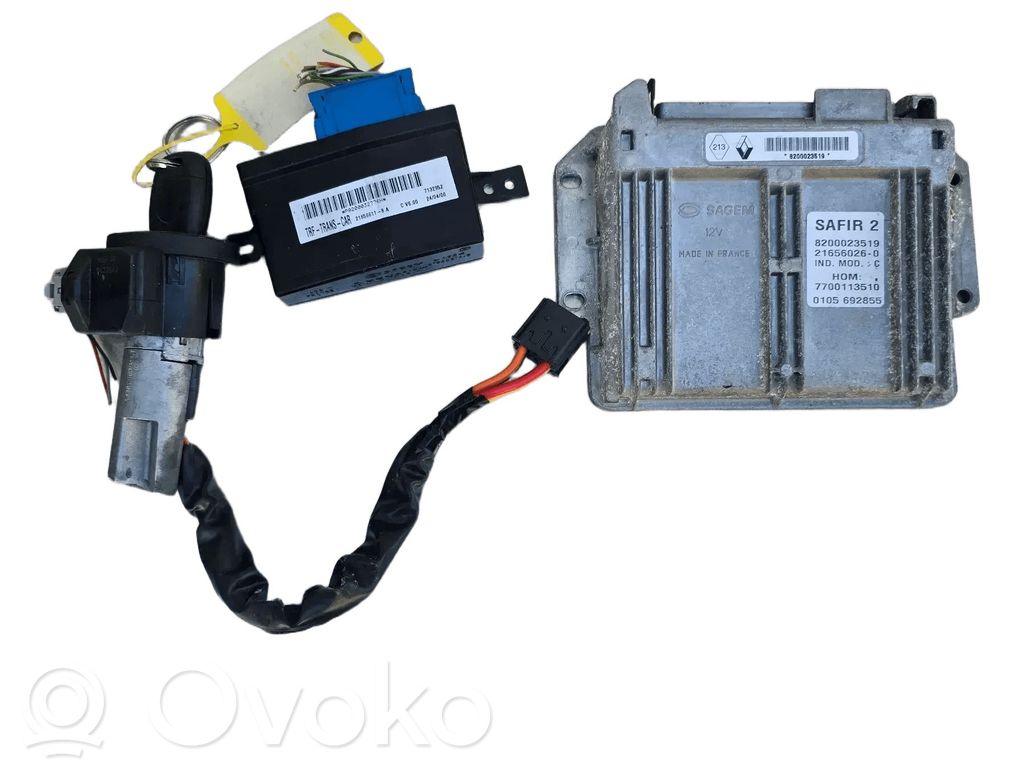 Komputer / Sterownik ECU silnika   8200023519