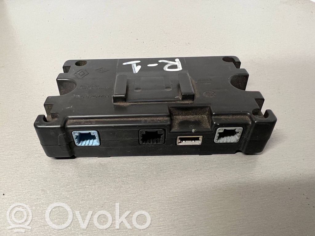 GPS navigation control unit/module   280240001R,S180072001C,280240001R