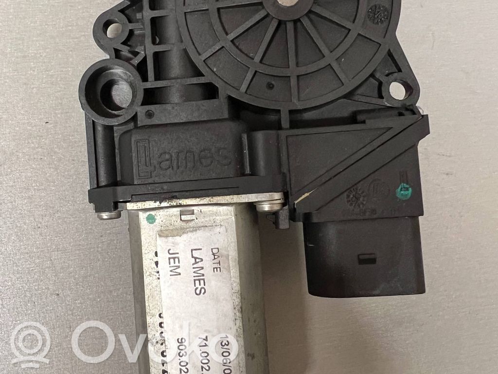 BMW 3 E90 E91 Rear door window regulator with motor 