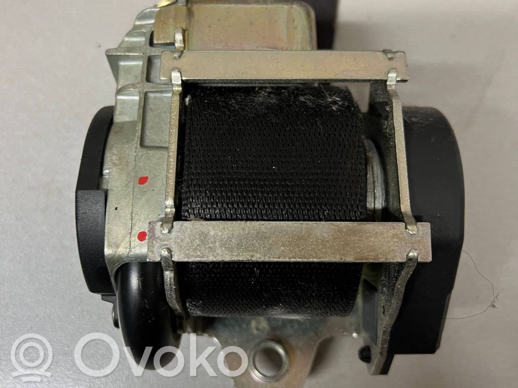 Mitsubishi Colt Cinturón delantero 