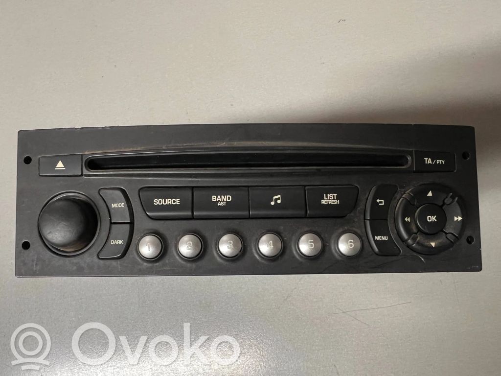Peugeot Partner Radio/CD/DVD/GPS head unit 