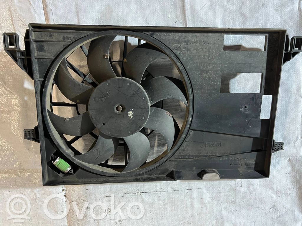 Ford Fiesta Elektrisks radiatoru ventilators 