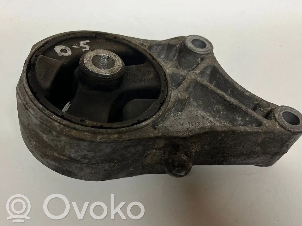 Opel Vectra C Engine mount bracket 