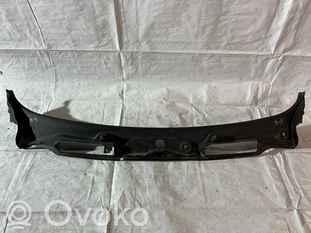 BMW 3 E90 E91 Wiper trim 
