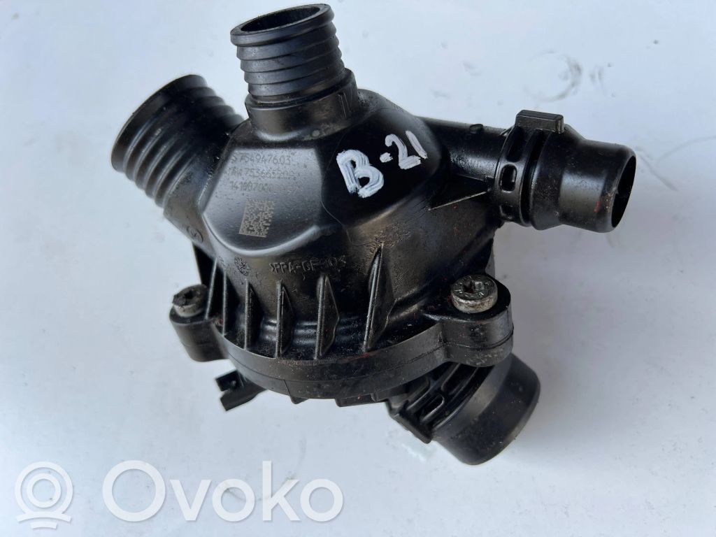 BMW 3 E90 E91 Termostats / termostata korpuss 