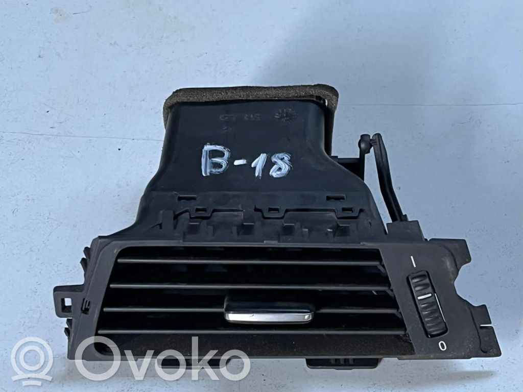 BMW 3 E90 E91 Šoninės oro grotelės 