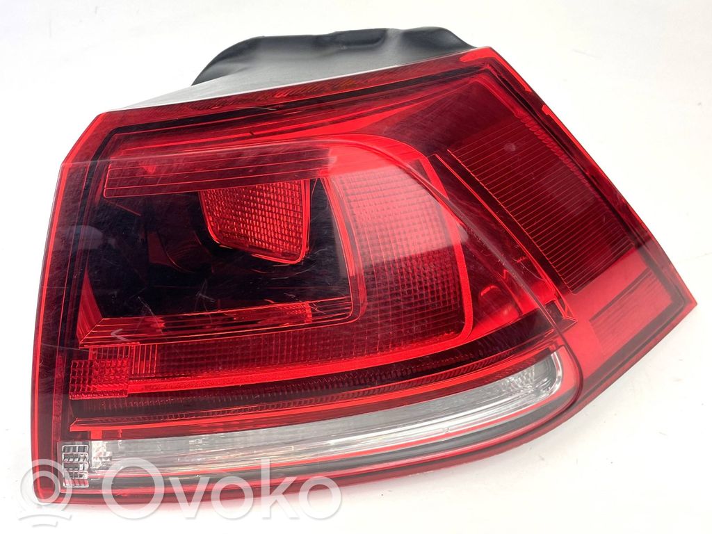 Volkswagen Golf VII Lampa tylna 