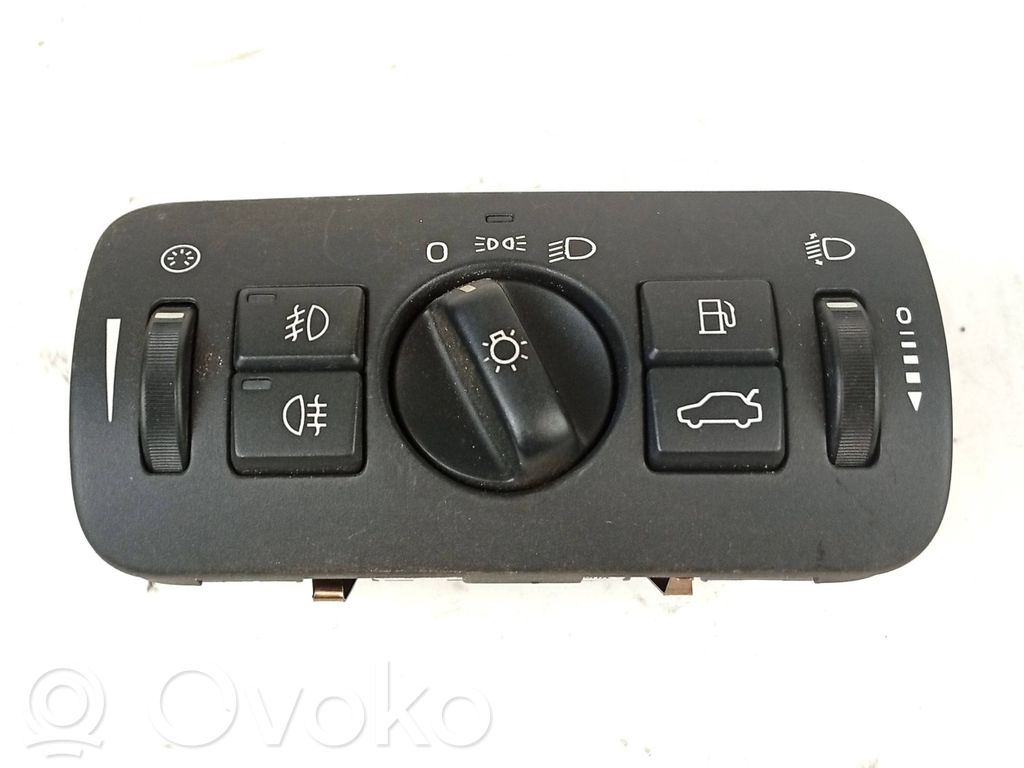 Volvo V70 Light switch 
