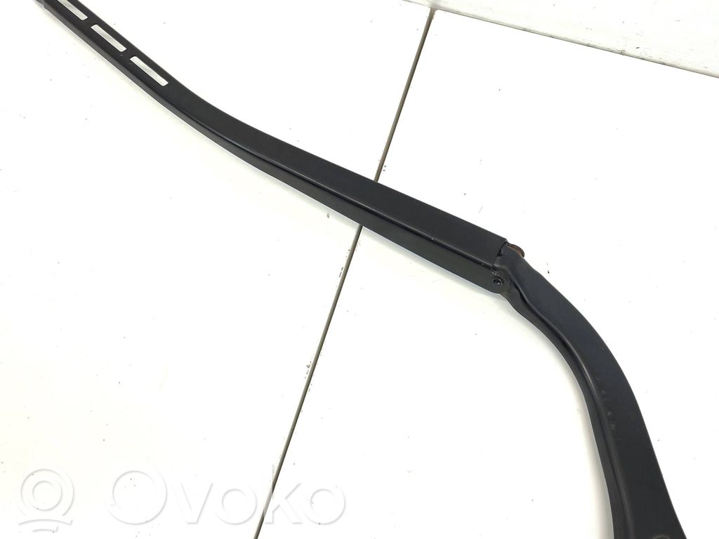 BMW 3 E90 E91 Front wiper blade arm 