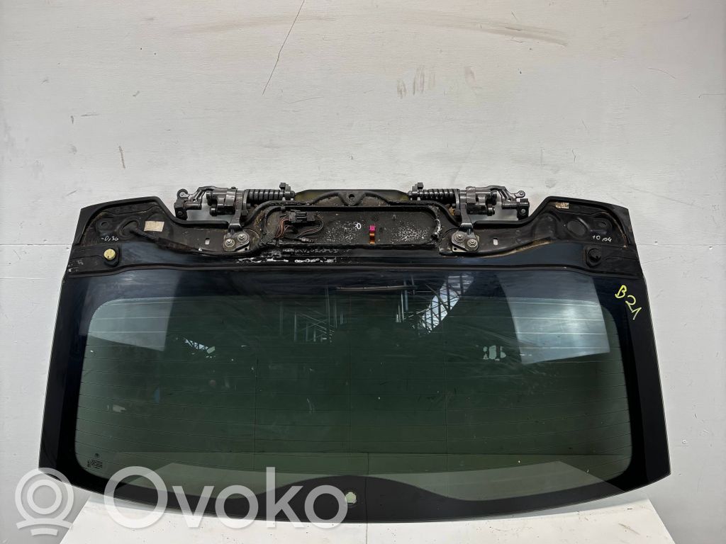 BMW 3 E90 E91 Aizmugurējais stikls 