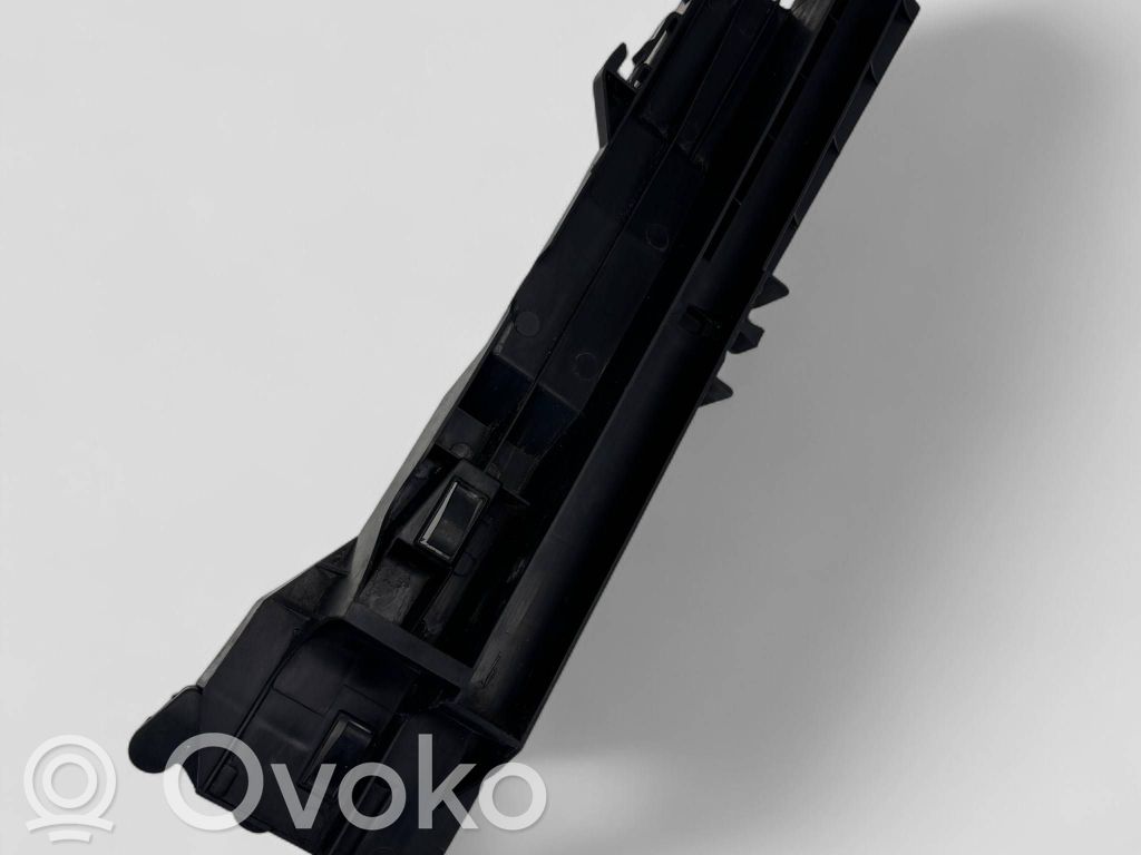 BMW X5 E70 Radiator mount bracket 
