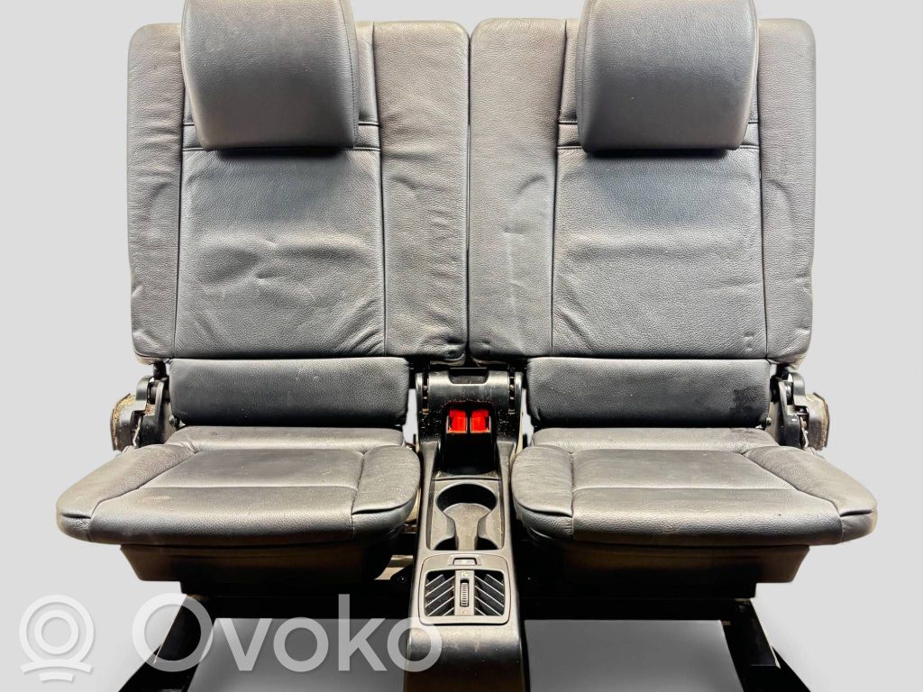 Takaistuin   52307156161,52307156157,64119116489,52307247463,67639118074