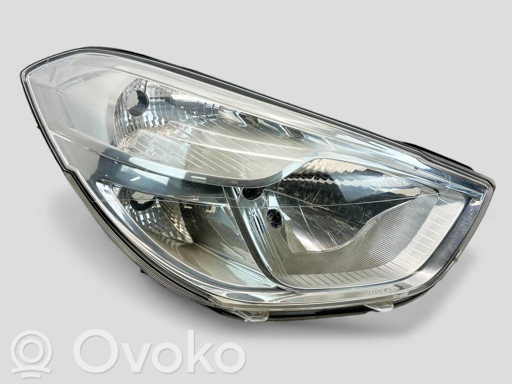Dacia Dokker Lampa przednia 