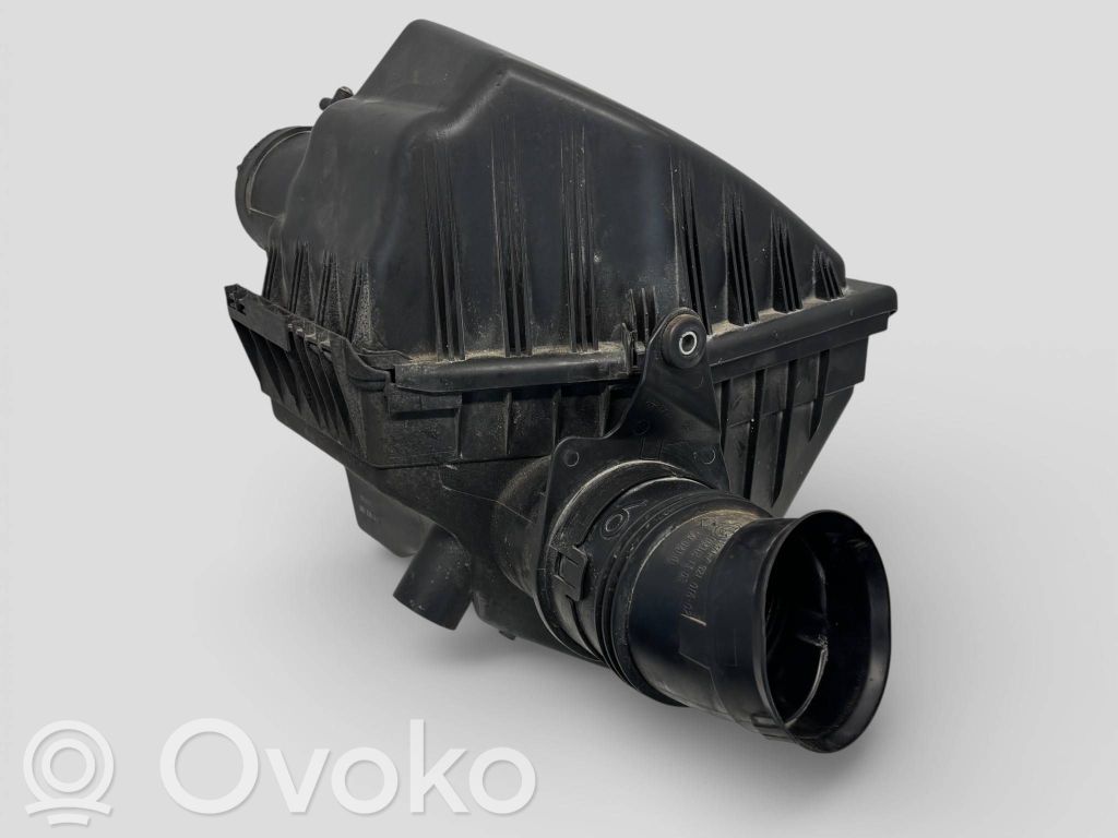 BMW 5 E60 E61 Air filter box 