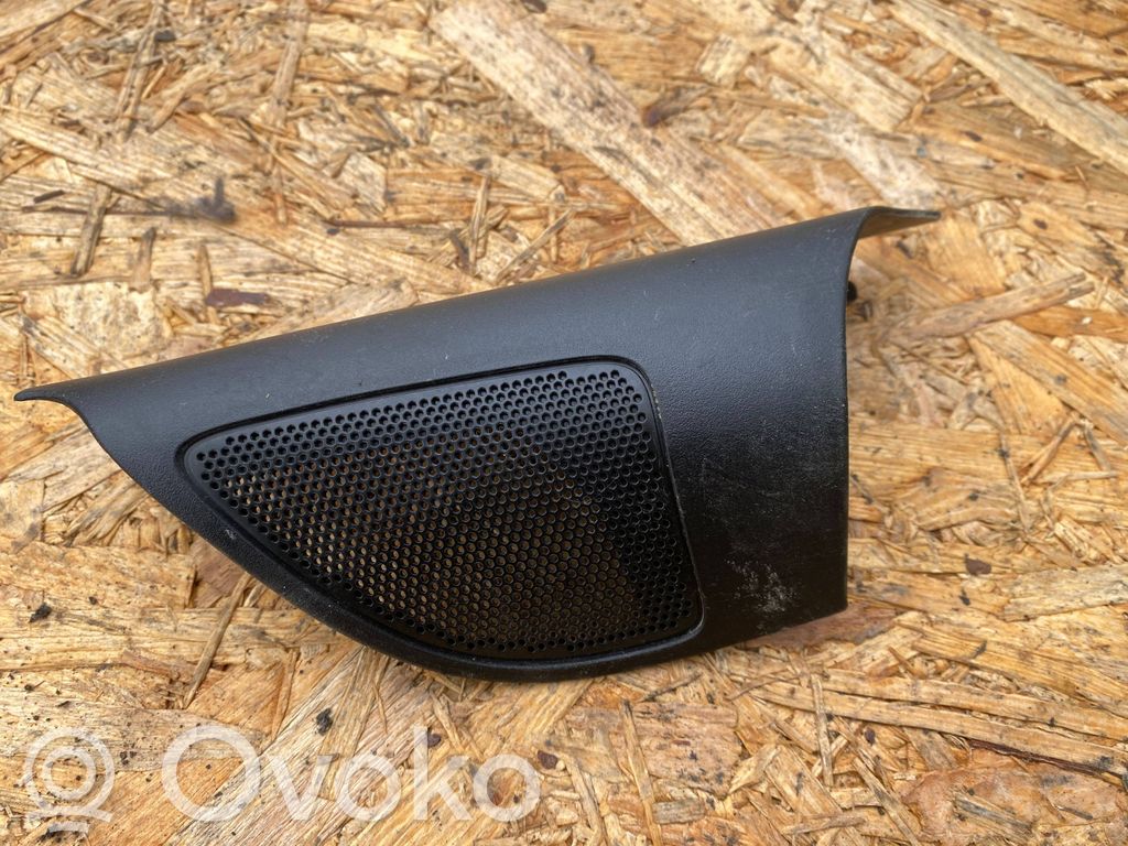 Ford Focus Etuoven kaiuttimen kehys 
