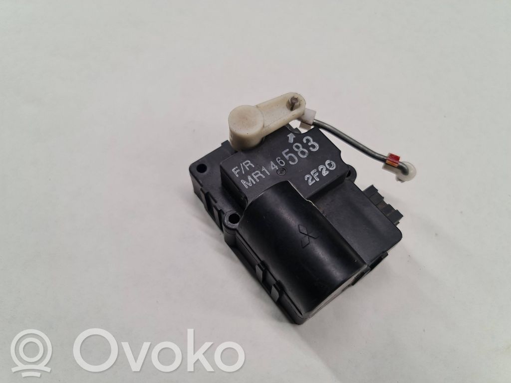 Volvo S40, V40 Oro sklendės varikliukas 