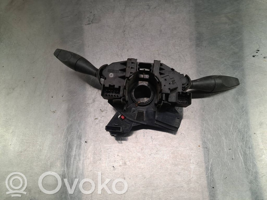 Ford Focus Wiper turn signal indicator stalk/switch 