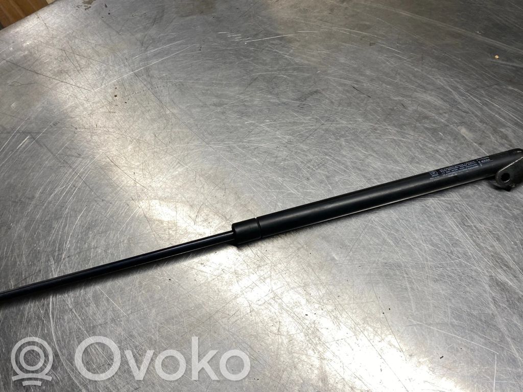 Nissan Almera Tino Tailgate/trunk strut/damper 