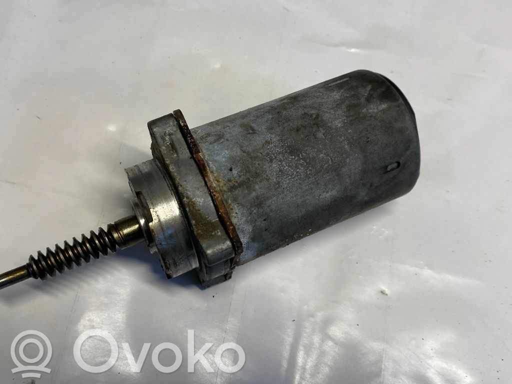 BMW 7 E65 E66 Válvula de control del aceite 