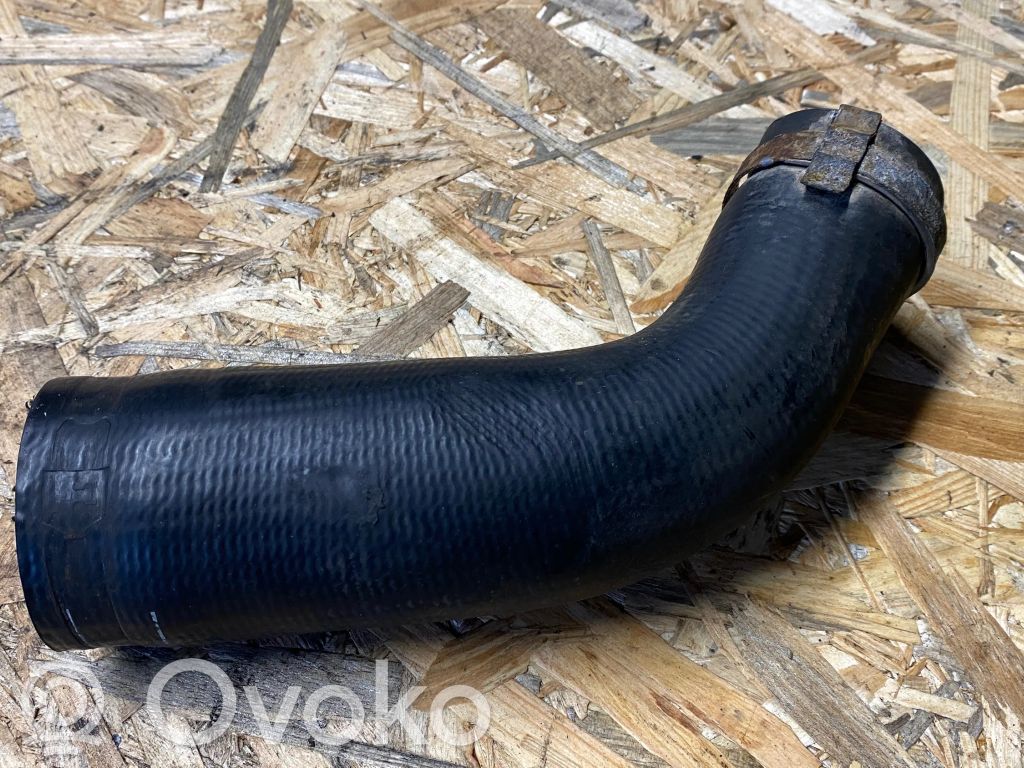 Intercooler hose/pipe   2T1Q6K683D