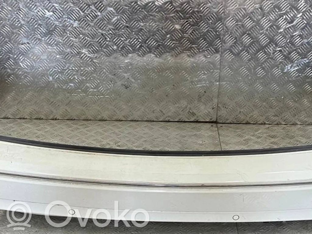 Mercedes-Benz C W204 Бампер 