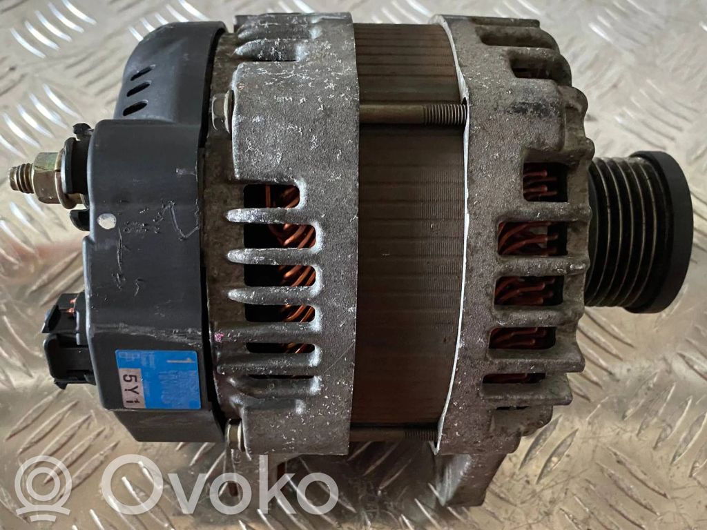 Nissan Qashqai Generator/alternator 