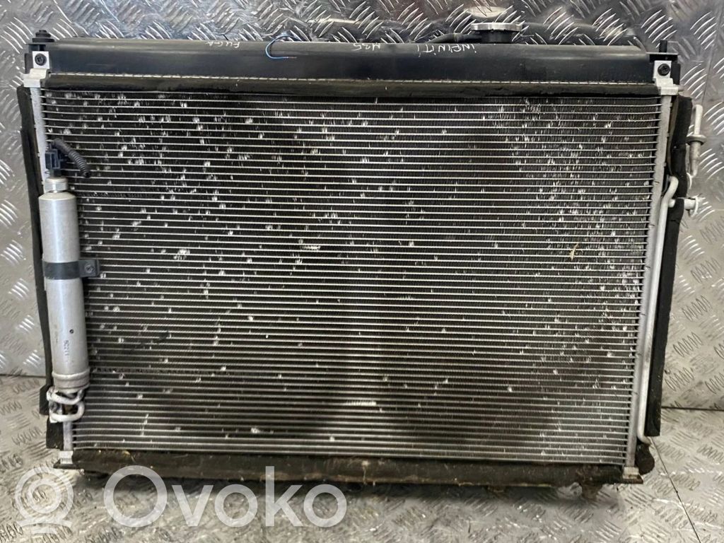 Infiniti M30 Radiatorių komplektas 