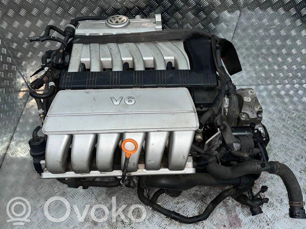 Volkswagen PASSAT B6 Kompletne silniki 