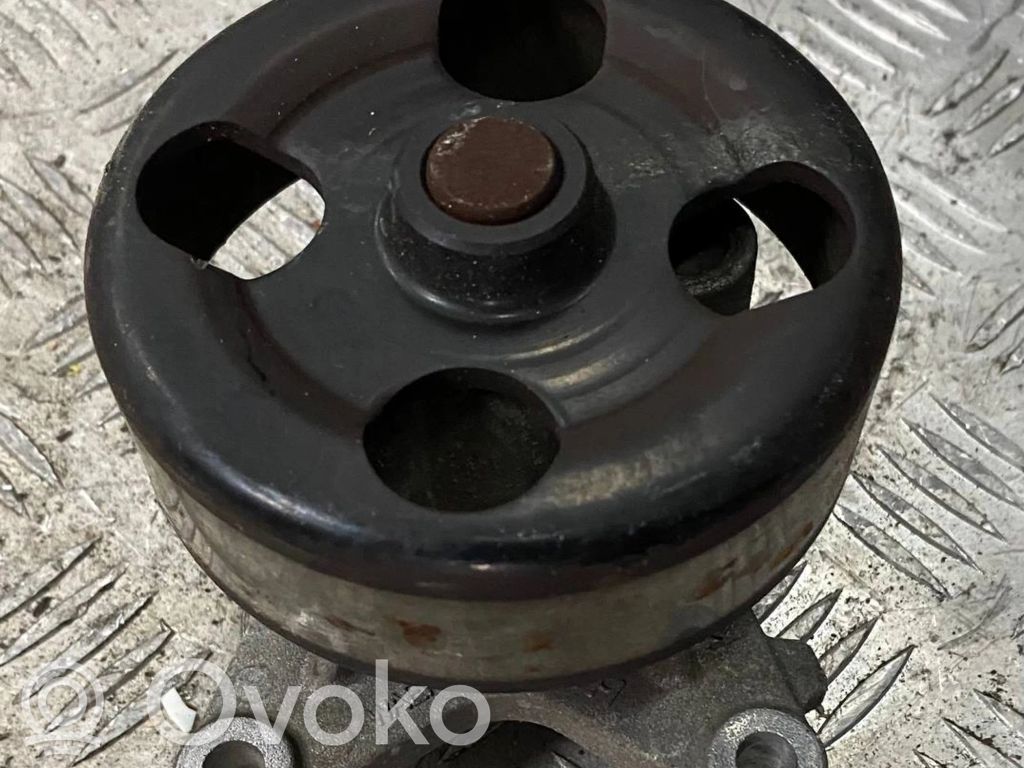 Nissan Qashqai Water pump 