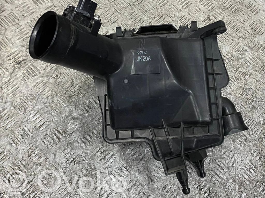 Nissan Skyline Air filter box 