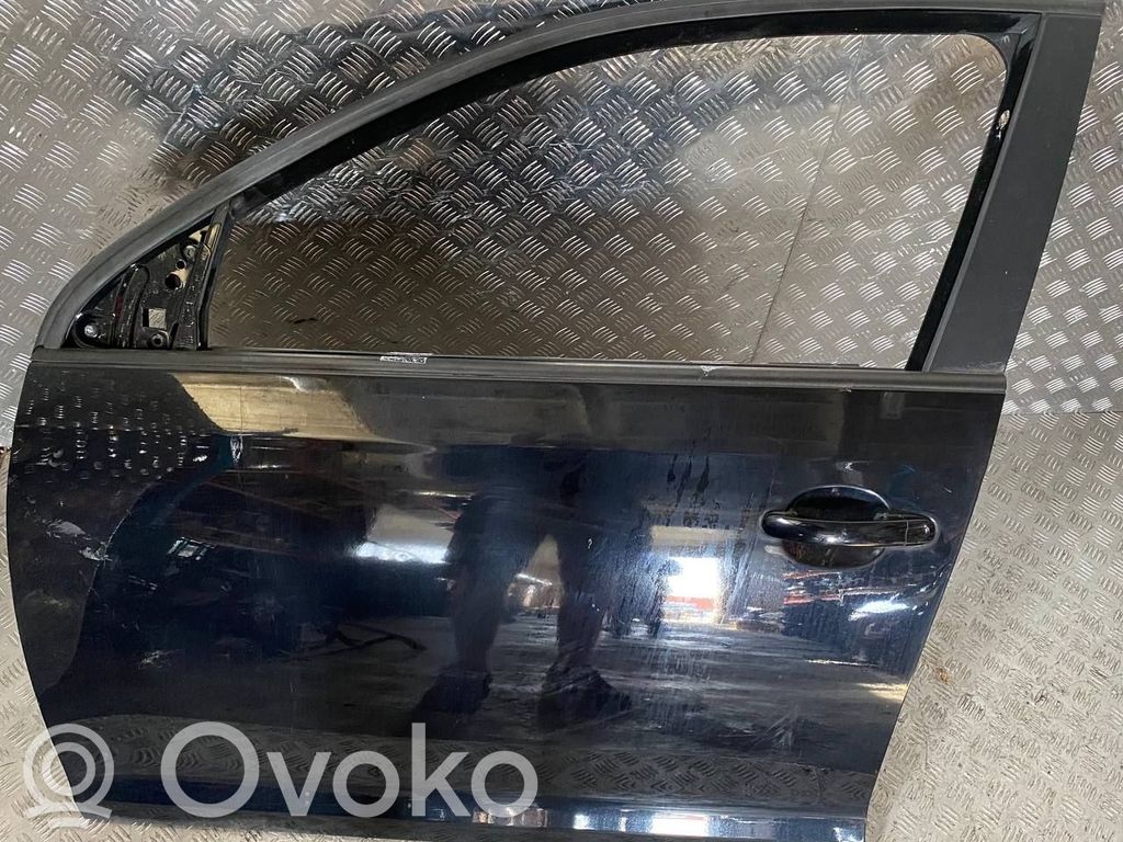 Volkswagen Golf V Priekinės durys 
