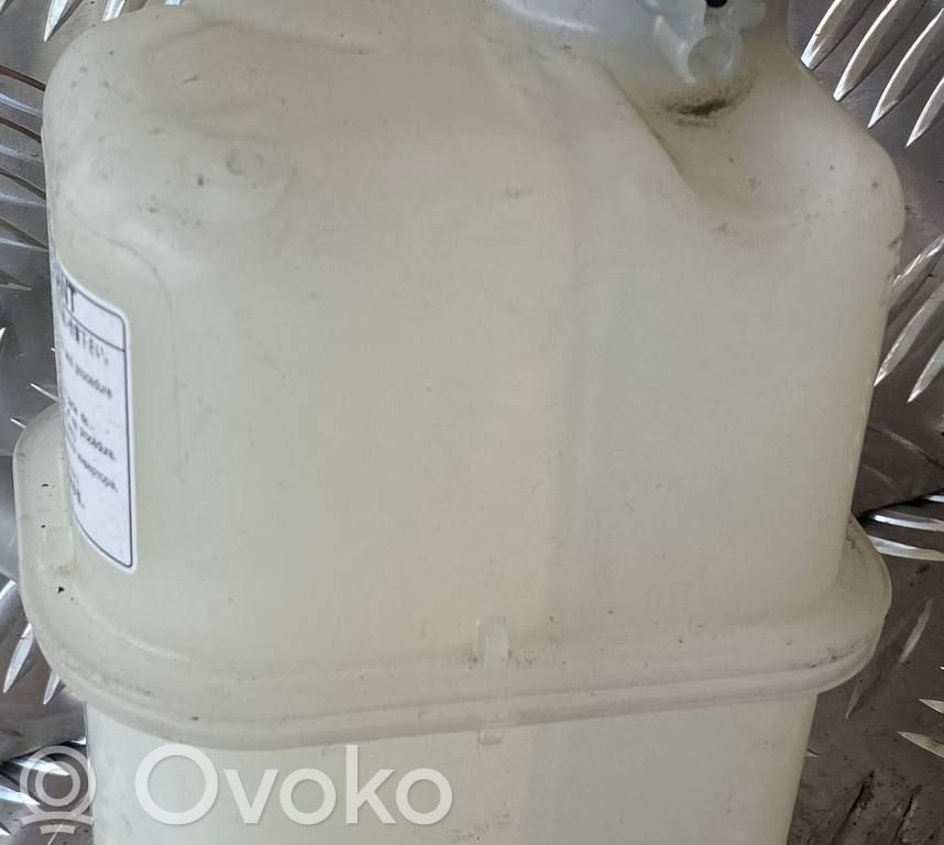 Toyota Prius (XW20) Dzesēšanas šķidruma izplešanās tvertne 