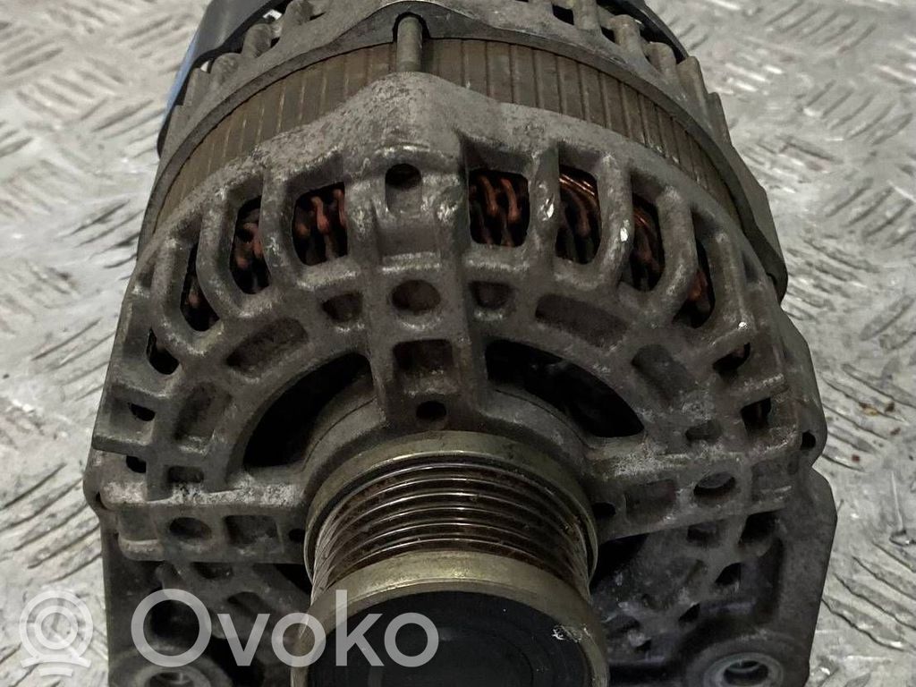 Nissan Qashqai Generator/alternator 