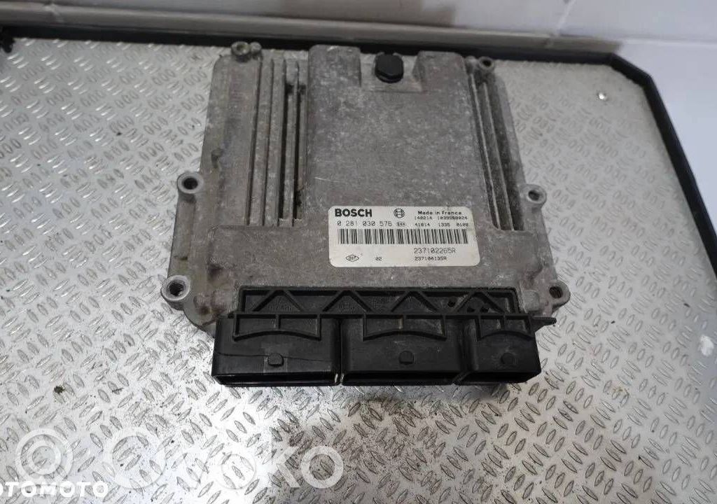 Engine control unit/module   0281030576,237102265R