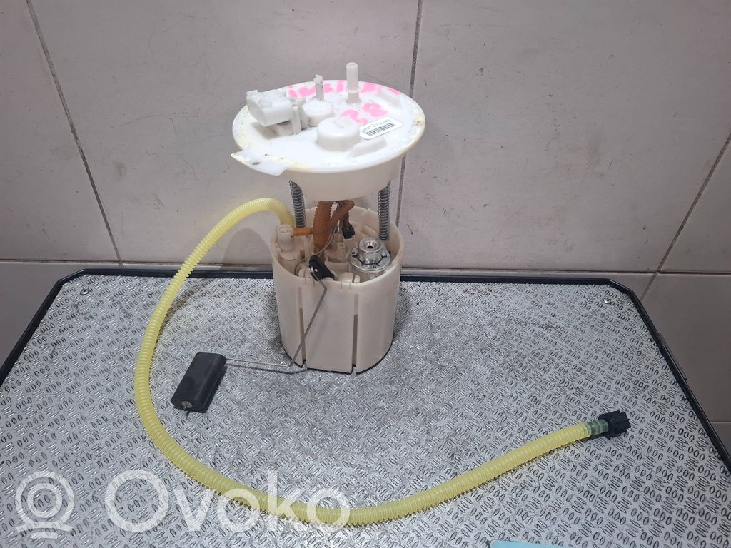 Opel Insignia A Pompa paliwa w zbiorniku 