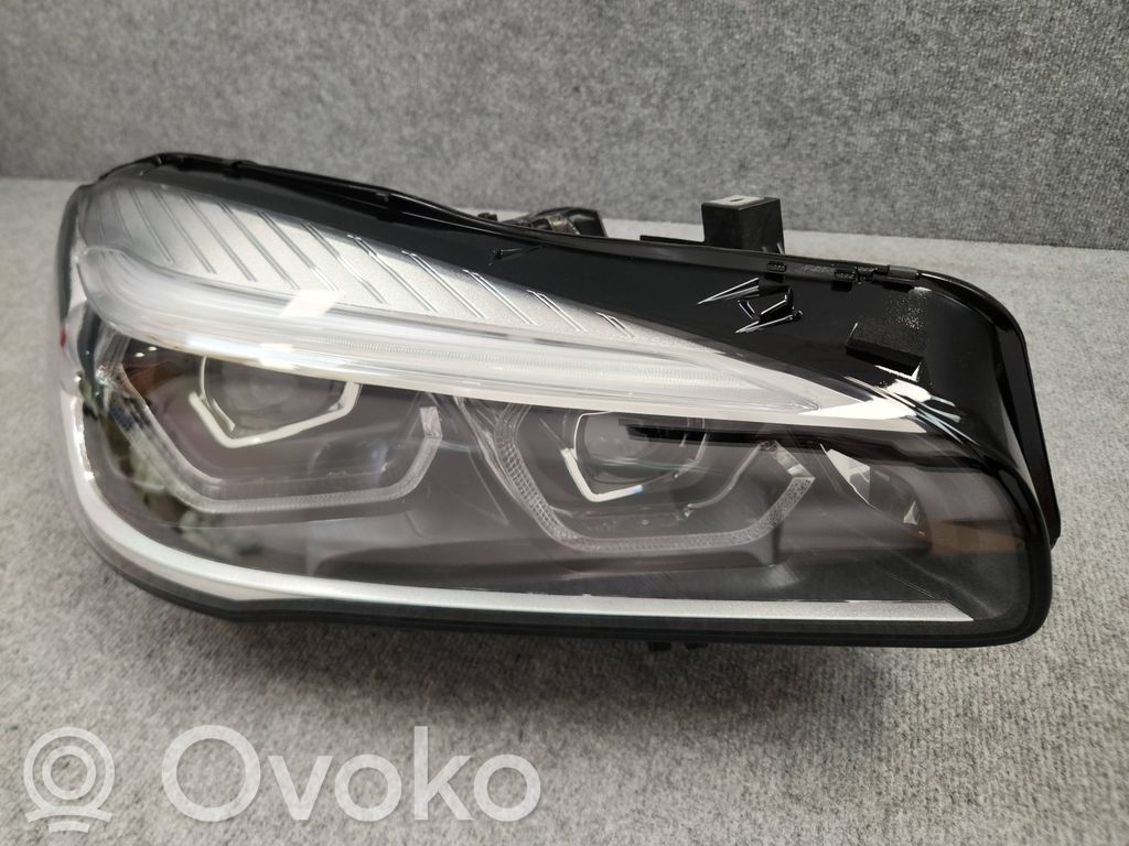 BMW 2 F45 Lampa przednia 