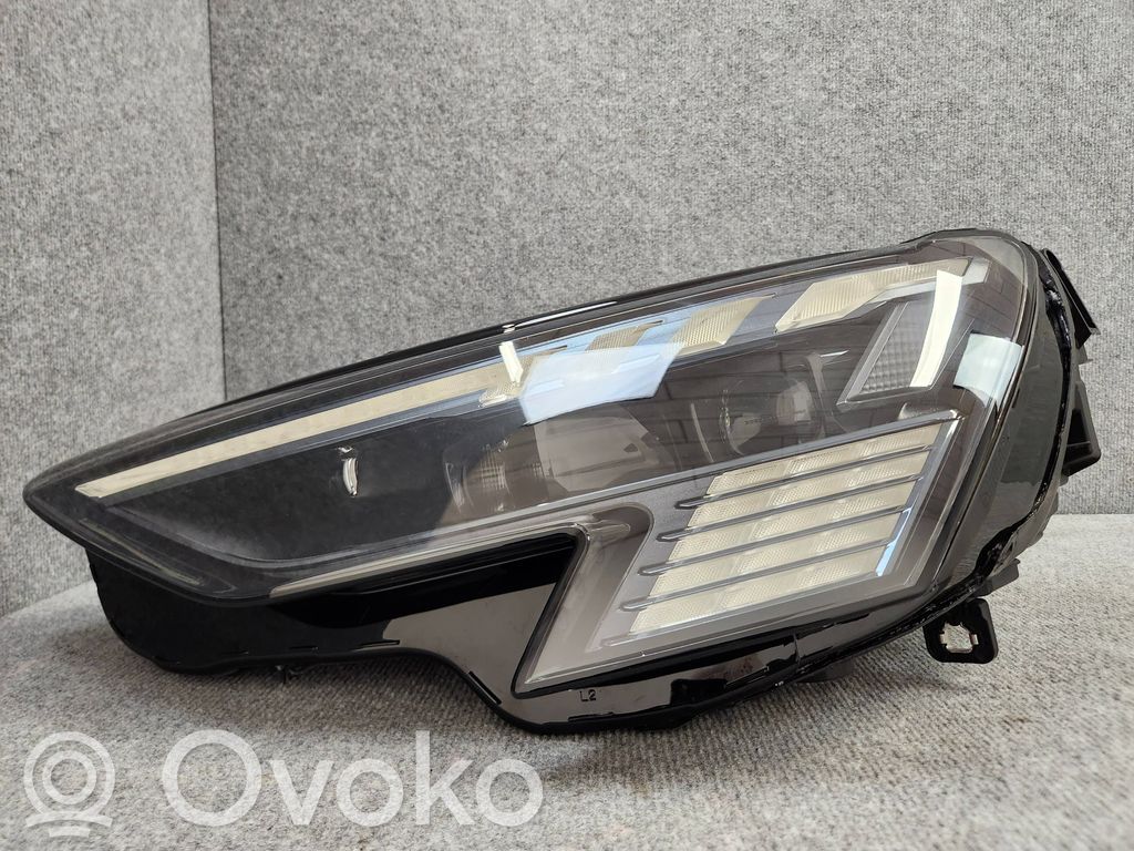 Audi RS3 8Y Phare frontale 