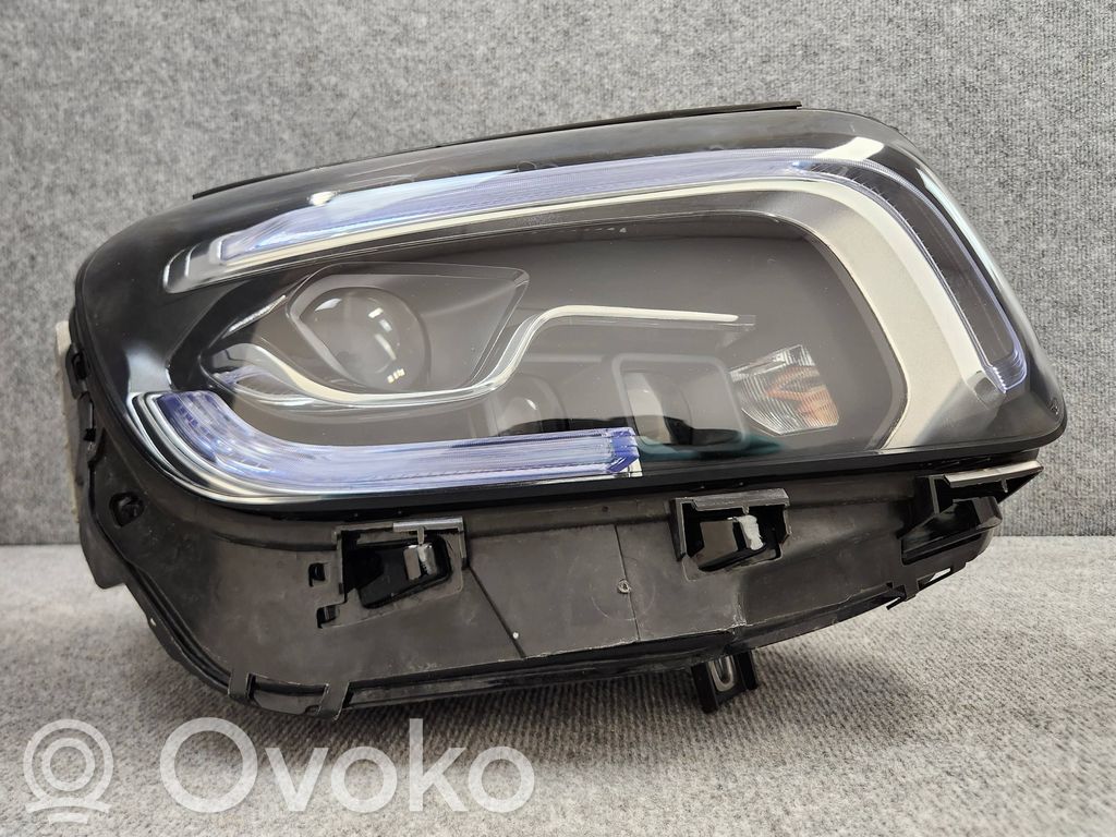 Mercedes-Benz GLB X247 Lampa przednia 
