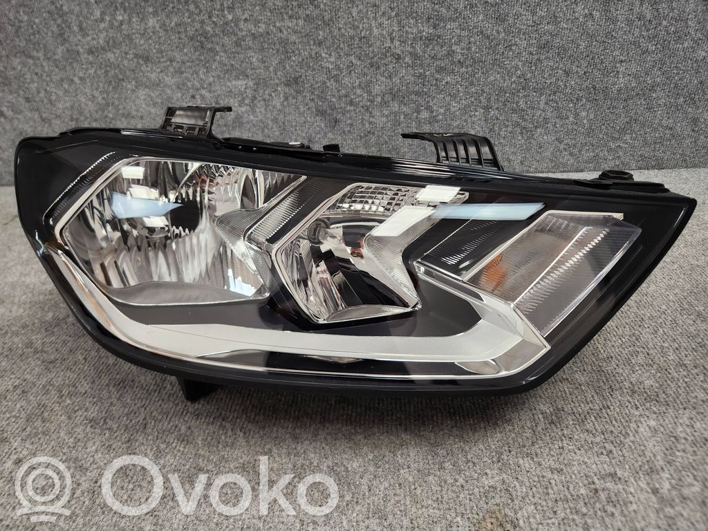Audi A1 Headlight/headlamp 