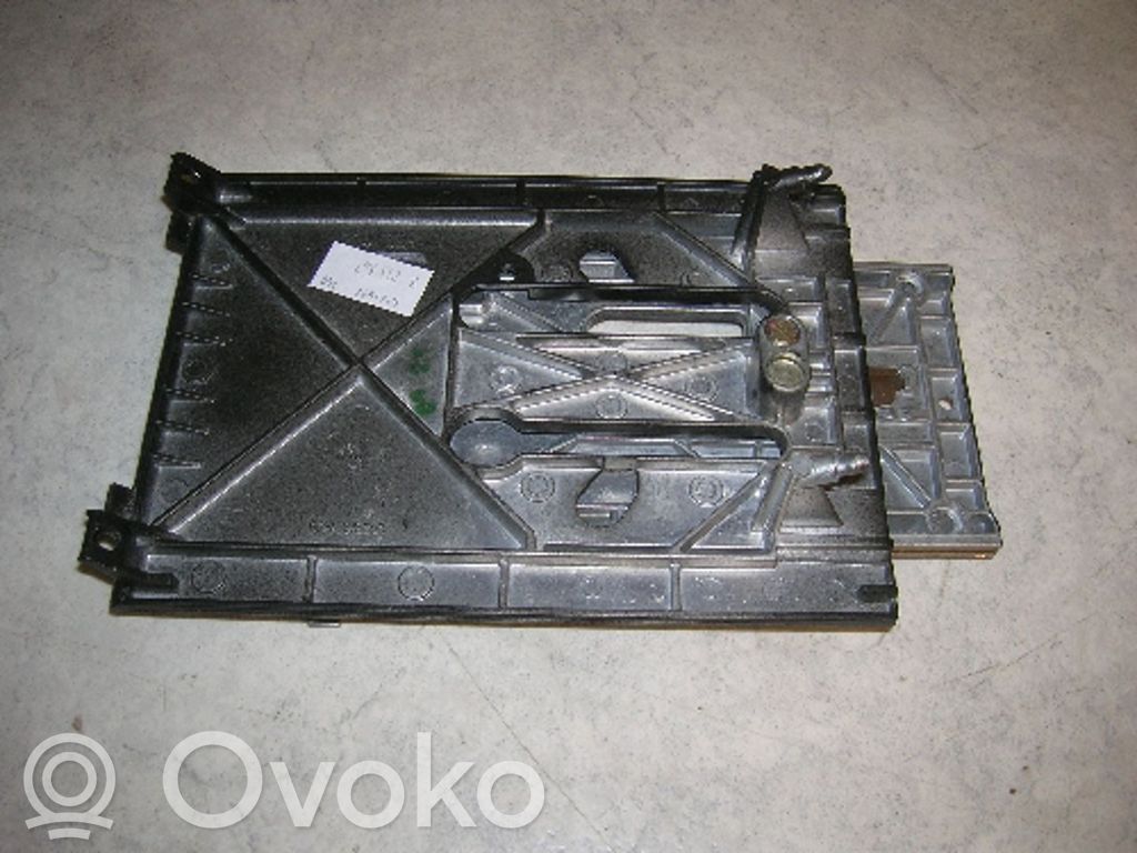 BMW 5 E39 Armrest 