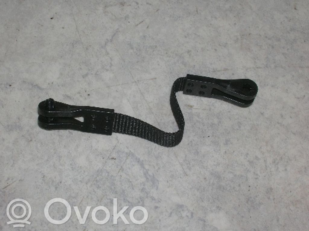 BMW 3 E46 Hansikaslokero 